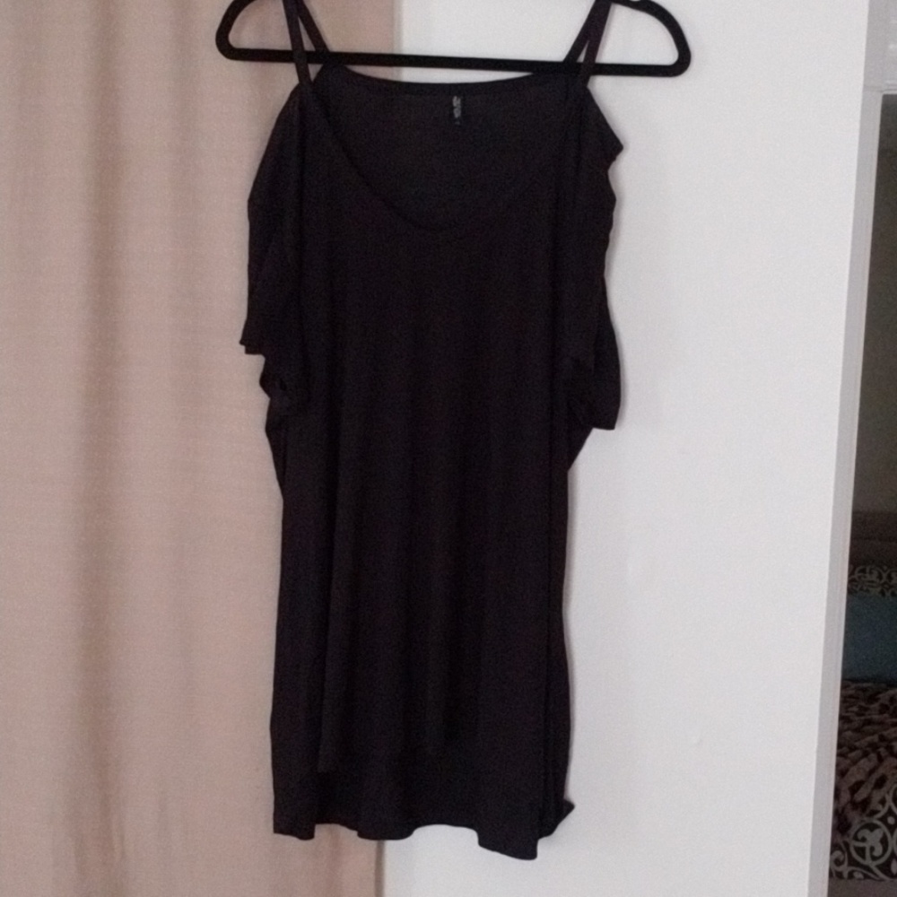 Black T shirt